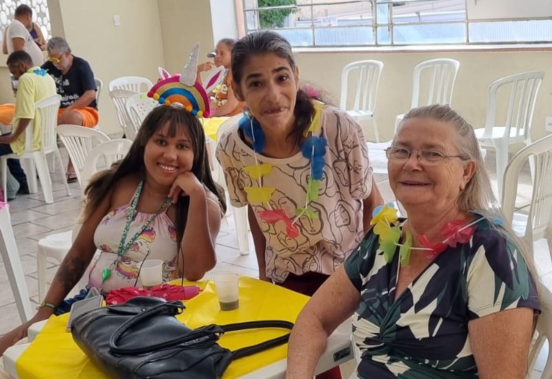 Confraternização de Carnaval reúne pacientes do Centro de Atenção Psicossocial em Colatina